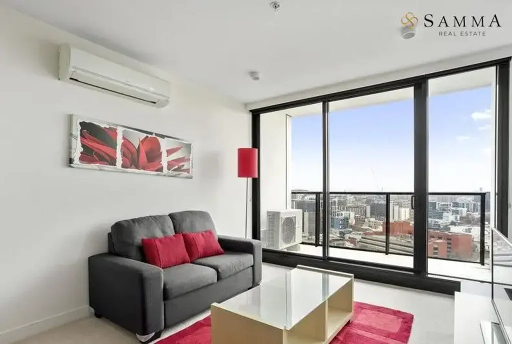 Experience City Living: Modern 2-Bedroom Apartment with Stunning Amenities in CBD!