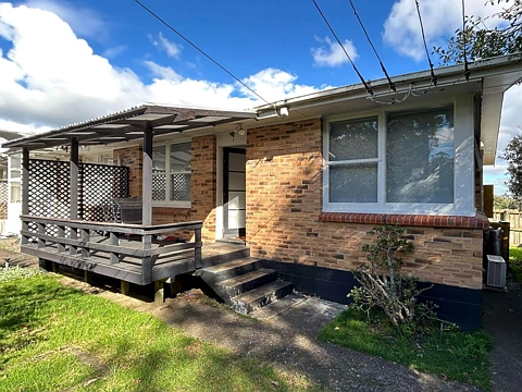 Renovated 2 bedroom unit!