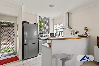 8/184-190 Gatton Street, Manunda, QLD 4870, 2 rūma, 1 rūma horoi, Townhouse