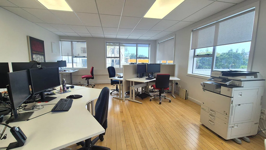 Mairangi Bay BEACHSIDE CHARACTER OFFICE