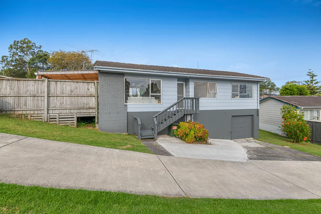 1/4 Clare Place, Glenfield, North Shore City, Auckland