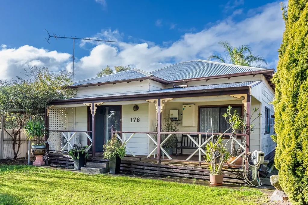Edenhope 2 Slaapkamer A Charming Home Ready for Its Next Chapter