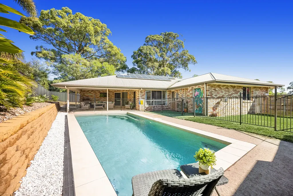 11 High Park Crescent, Little Mountain, QLD 4551