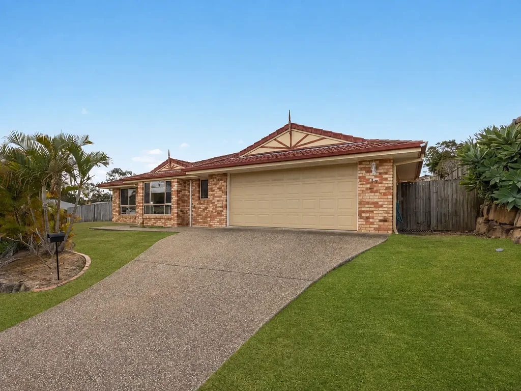 Brassall 4 Slaapkamer Corner Block, Side Access, Convenient Location!