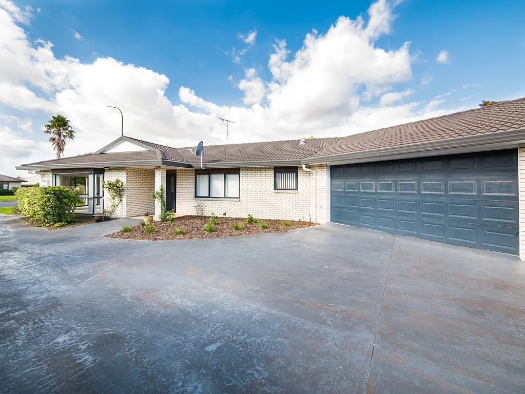 32 Longford Park Drive, Takanini, Papakura, Auckland