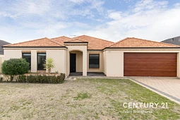 28 Fulmar Way, Seville Grove