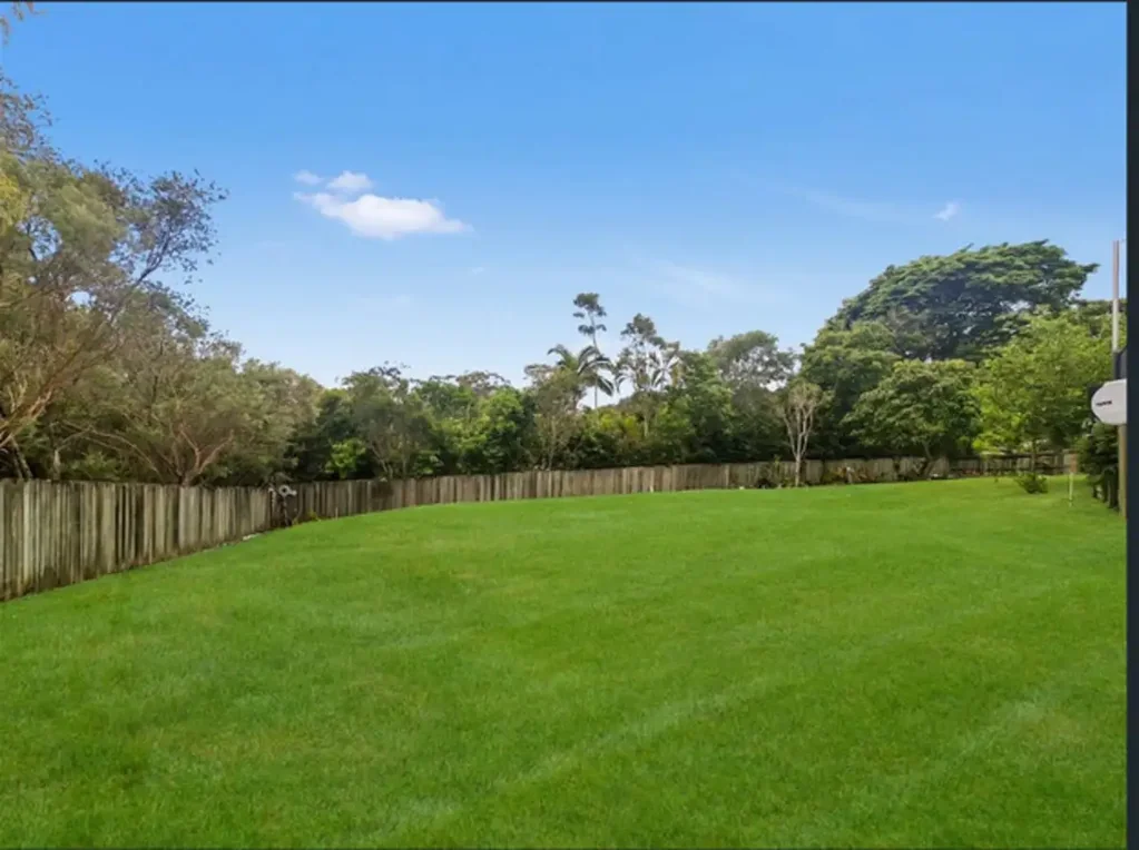 સરનામું રાખવામાં આવ્યું, Buderim, QLD 4556