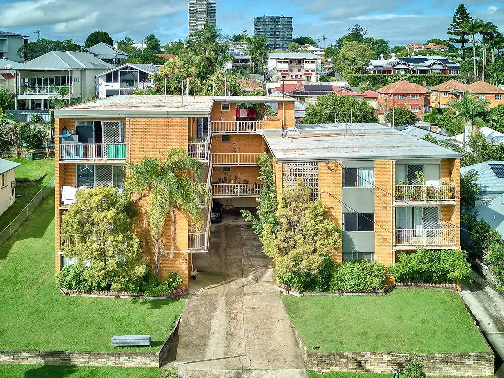 Highgate Hill 19ਬੈੱਡਰੂਮ WHOLE COMPLEX - 9 LARGE BRICK UNITS ON ELEVATED 928SM BLOCK