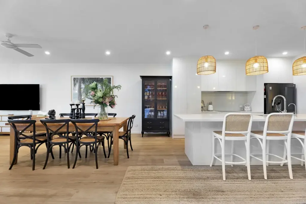 20a Sunshine Parade, Miami, QLD 4220