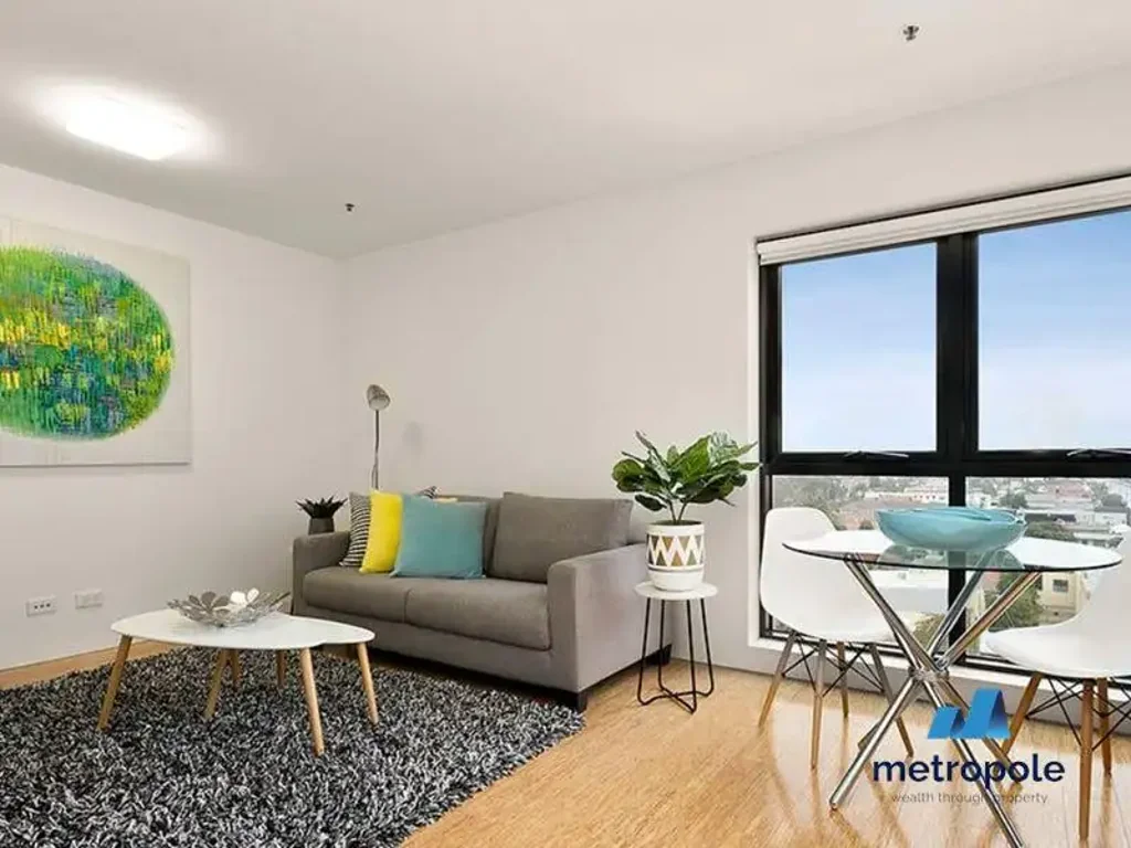 MODERN TWO BEDROOM APARTMENT IN GREAT LOCATION