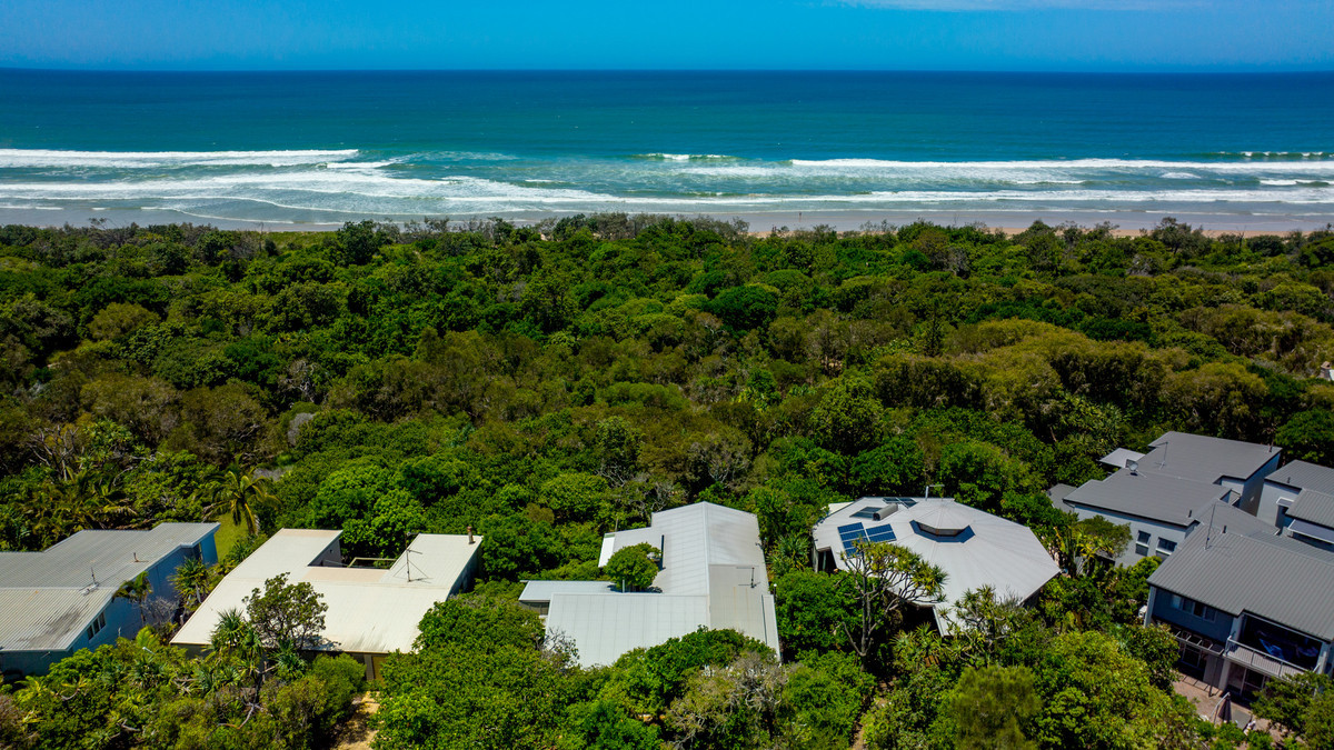 4 SHEARWATER ST, PEREGIAN BEACH QLD 4573, 0 Bedrooms, 0 Bathrooms, House