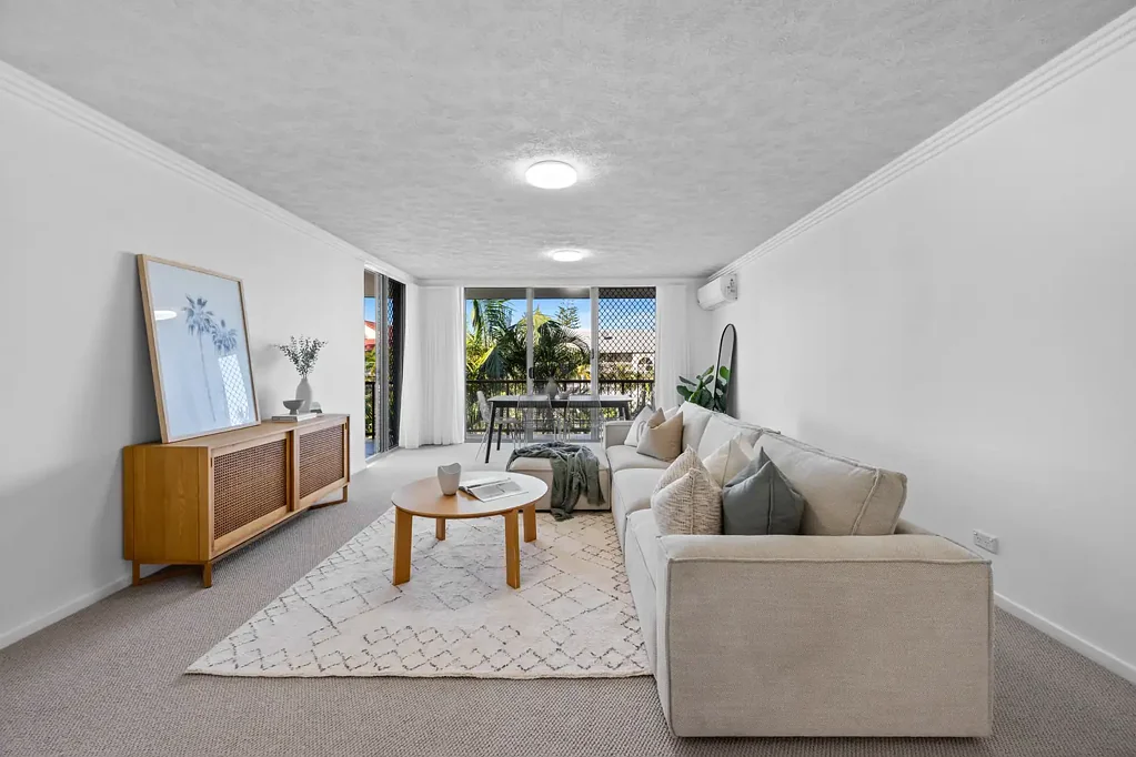 Mermaid Beach 2ਬੈੱਡਰੂਮ Top Floor Two Bedroom Apartment with Ocean Glimpses