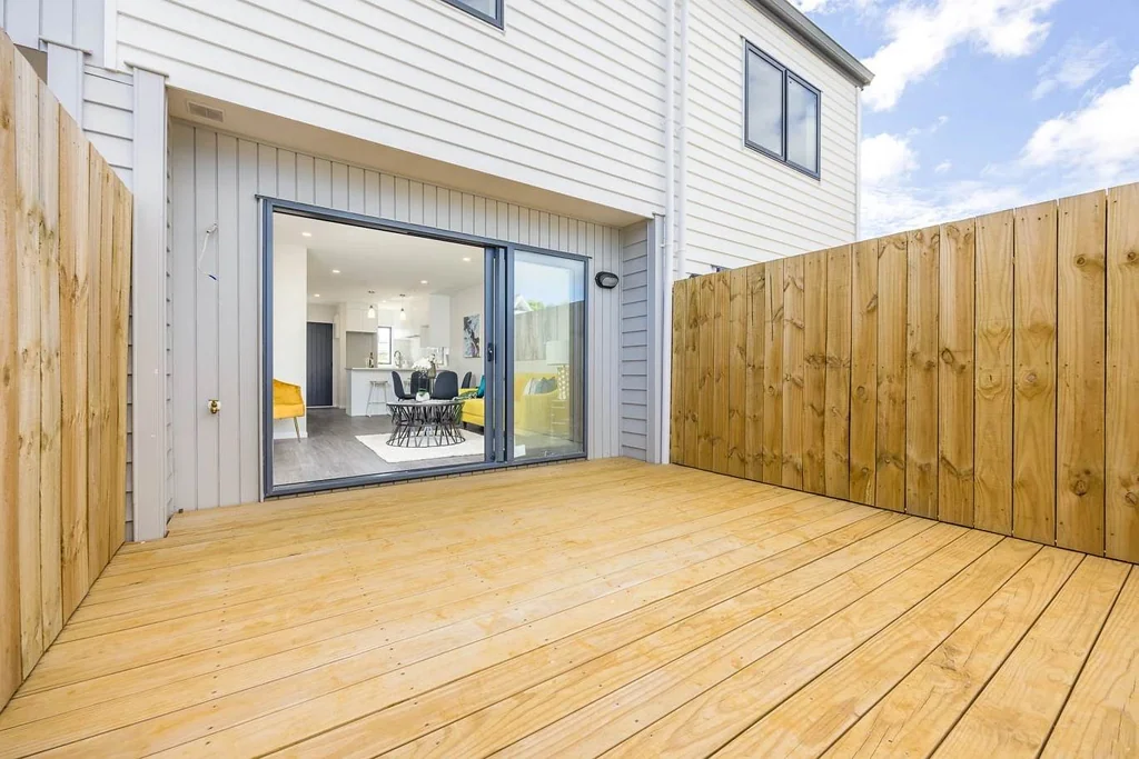 Weymouth 2બેડરૂમ A Cash Cow! Rental $660pwk @ Under $500k