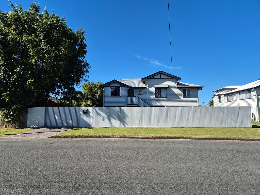 37 Rocky Street, Maryborough, QLD 4650