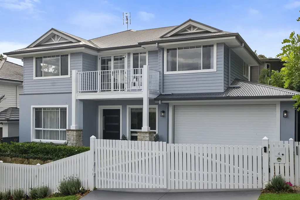 Mount Kuring-Gai 4ห้องนอน Sunlit Family Lifestyle Home