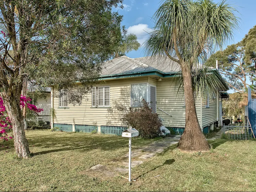 Nundah 3 Slaapkamer PRIME 622SQM BLOCK - TWO STREET FRONTAGE WITH LMR2 ZONING