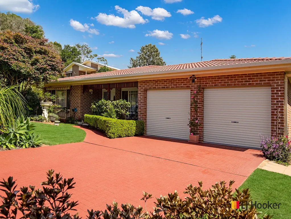 Catalina 4房  SPACIOUS SINGLE LEVEL HOME WITH LARGE STUDIO