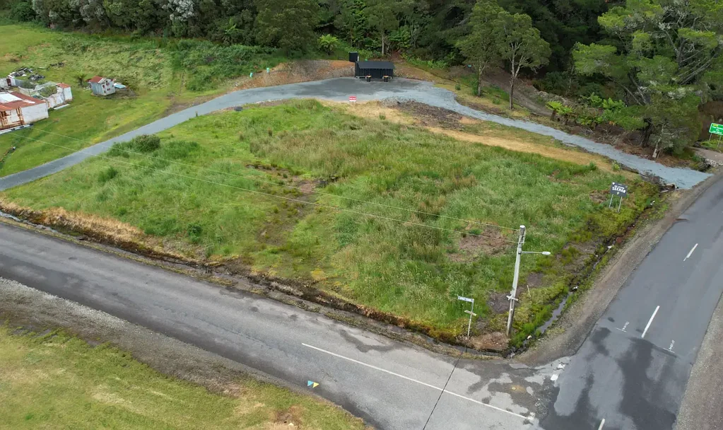 Zeehan Build, Invest, or Escape - A Rare Triple-Titled Opportunity!