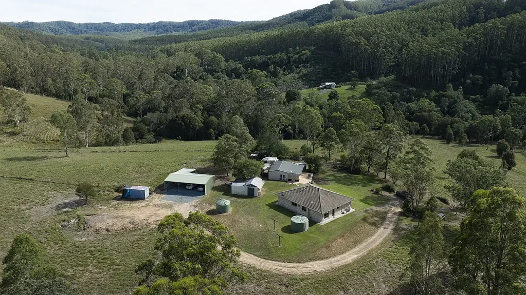 Tipperary 4房  Versatile 24-Acre Lifestyle Property with Dual Living