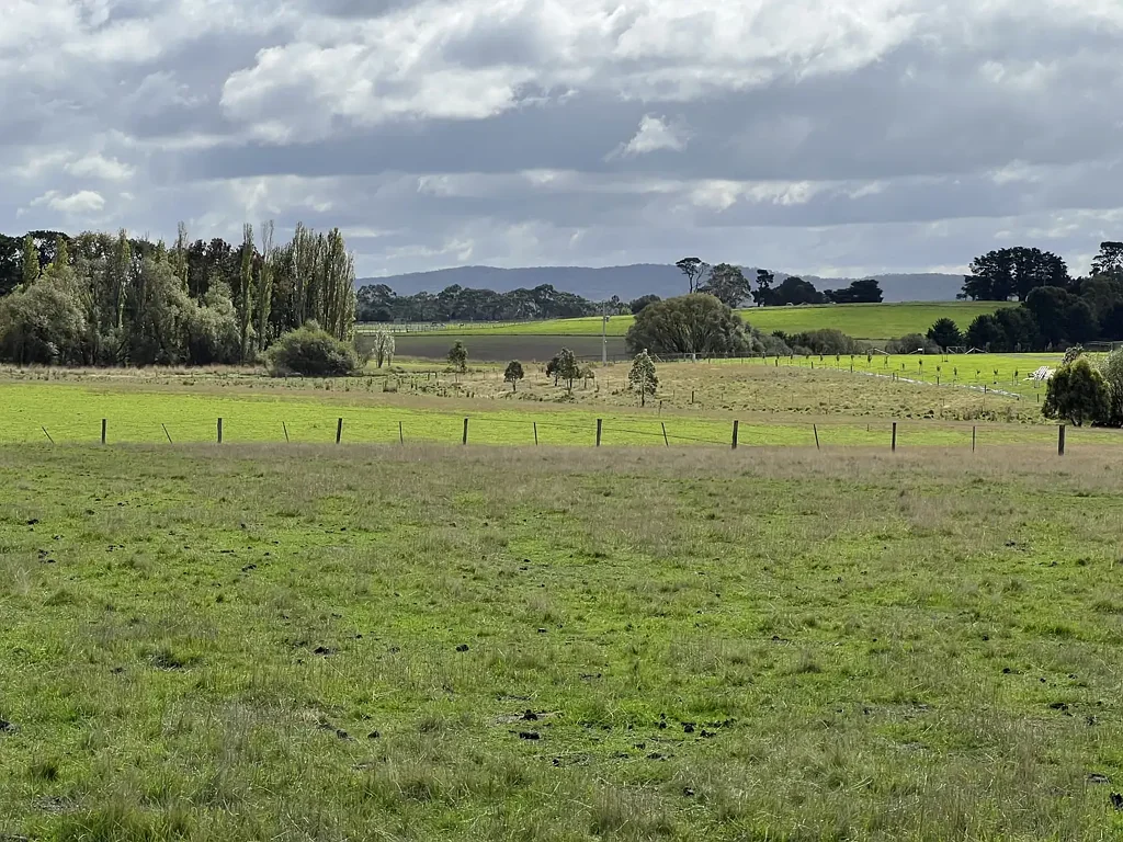 Lancefield  8.5ha (21 Acres) with Planning Permit