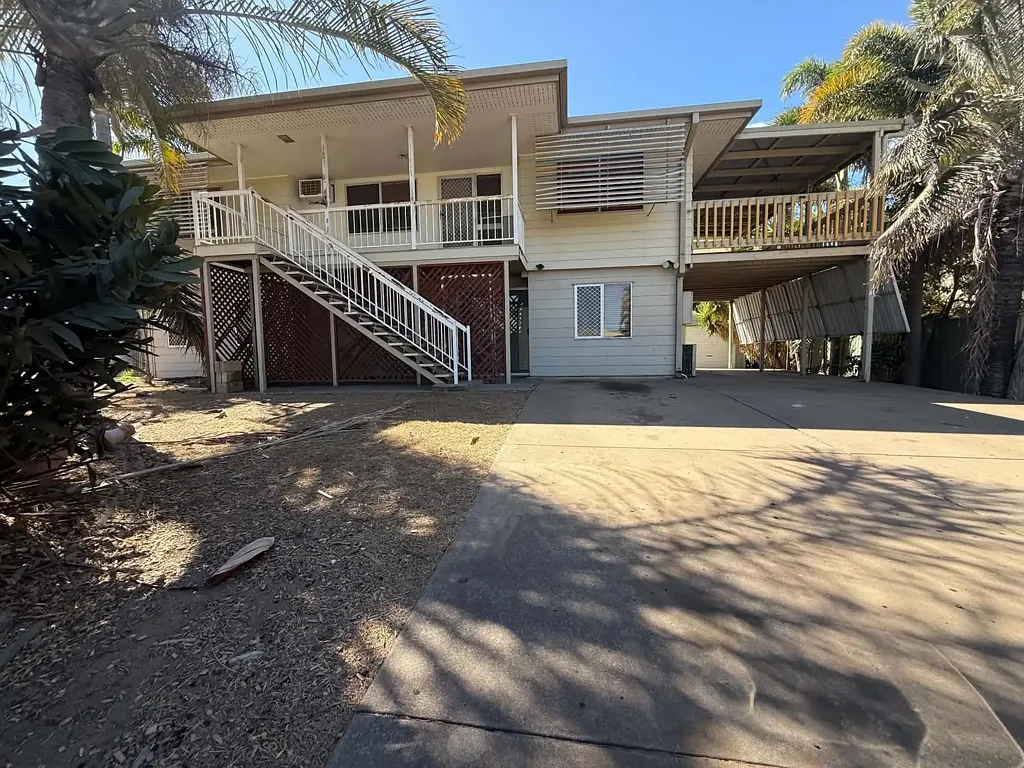 Moranbah 5房  Highset home 5 bedroom & 2 Bathrooms!