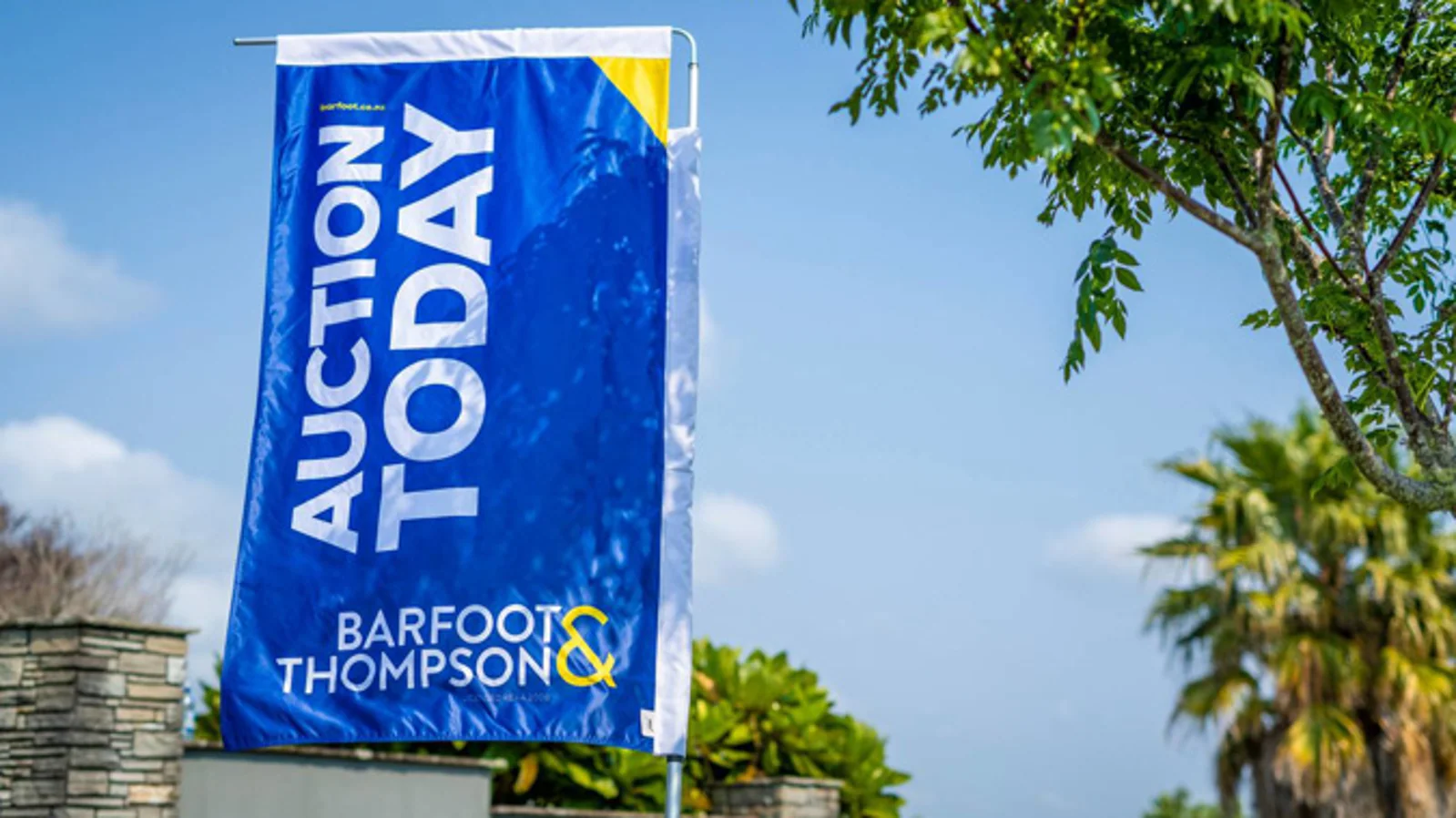 7个月首次，Barfoot & Thompson中位价再破百万，新房源激增