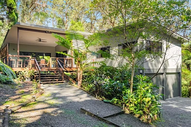 Springbrook 3 Slaapkamer Tranquil Rainforest Retreat with modern comforts