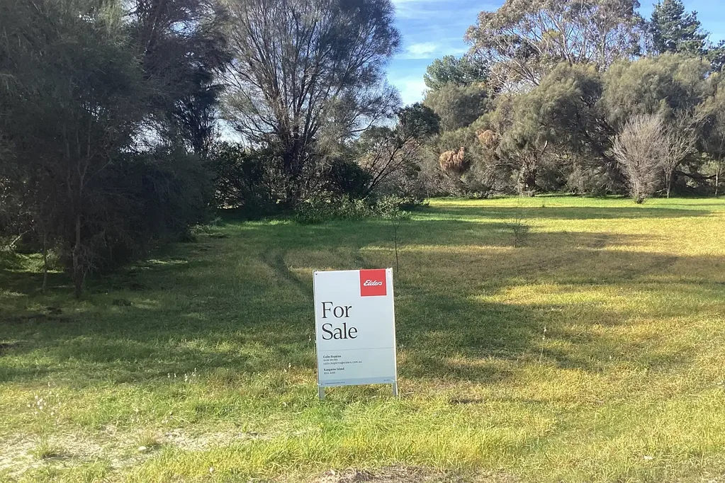 Nepean Bay  Great Value!!