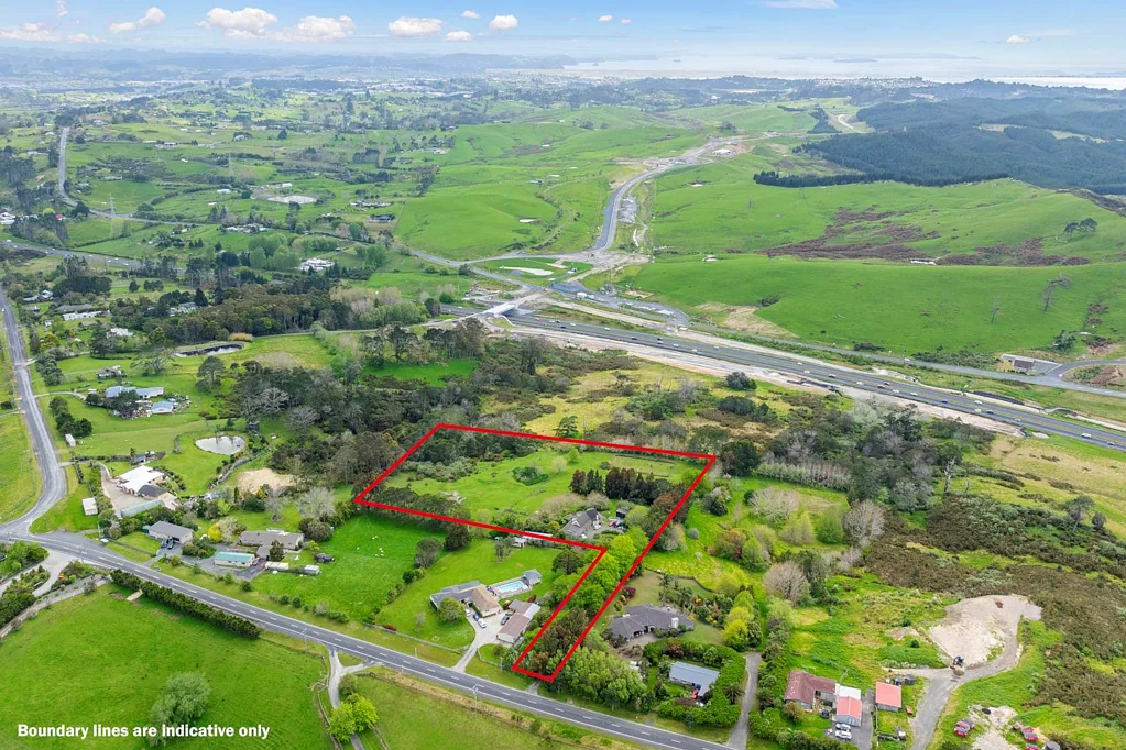 Dairy Flat 4房 备受追捧的Dairy Flat地区绝佳位置 未来城市发展区 2.351公顷高地乡村景观 靠近East Coast Road Penlink高速公路连接 四房两卫开放式生活区 自然光线充足 宁静高地景色 生活舒适未来价值完美结合。 Future Potential, Lifestyle and Location