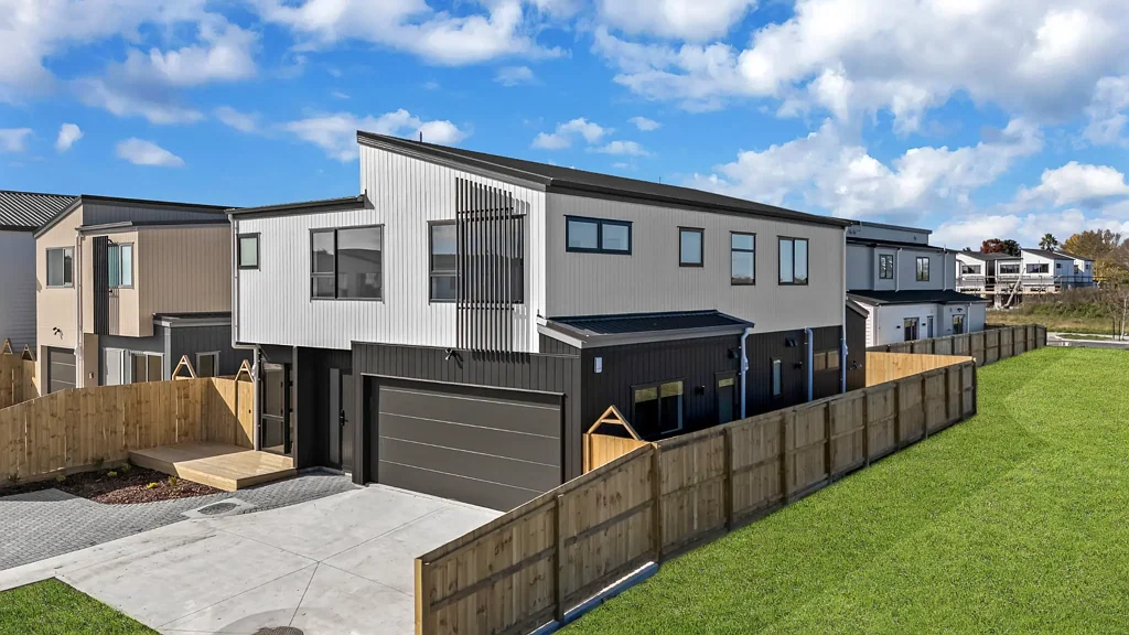 Karaka 7 Bedroom Premium Multi-Generational Living with 5 Ensuites