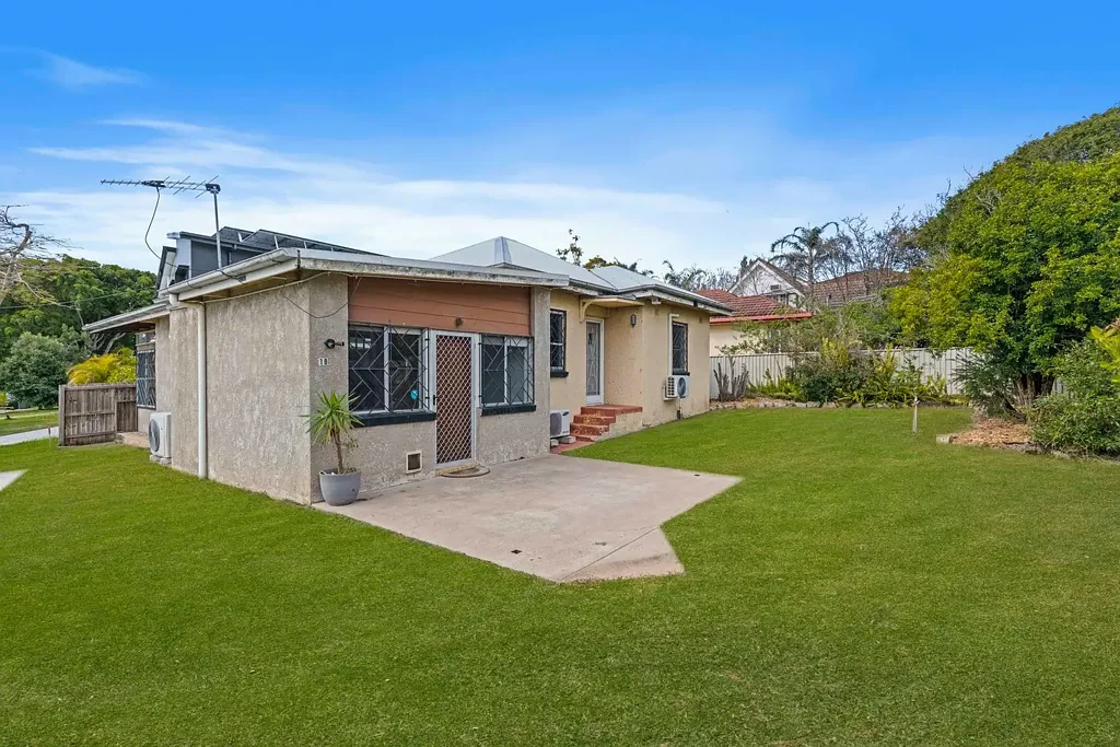 18 Hamilton Road, Moorooka, QLD 4105