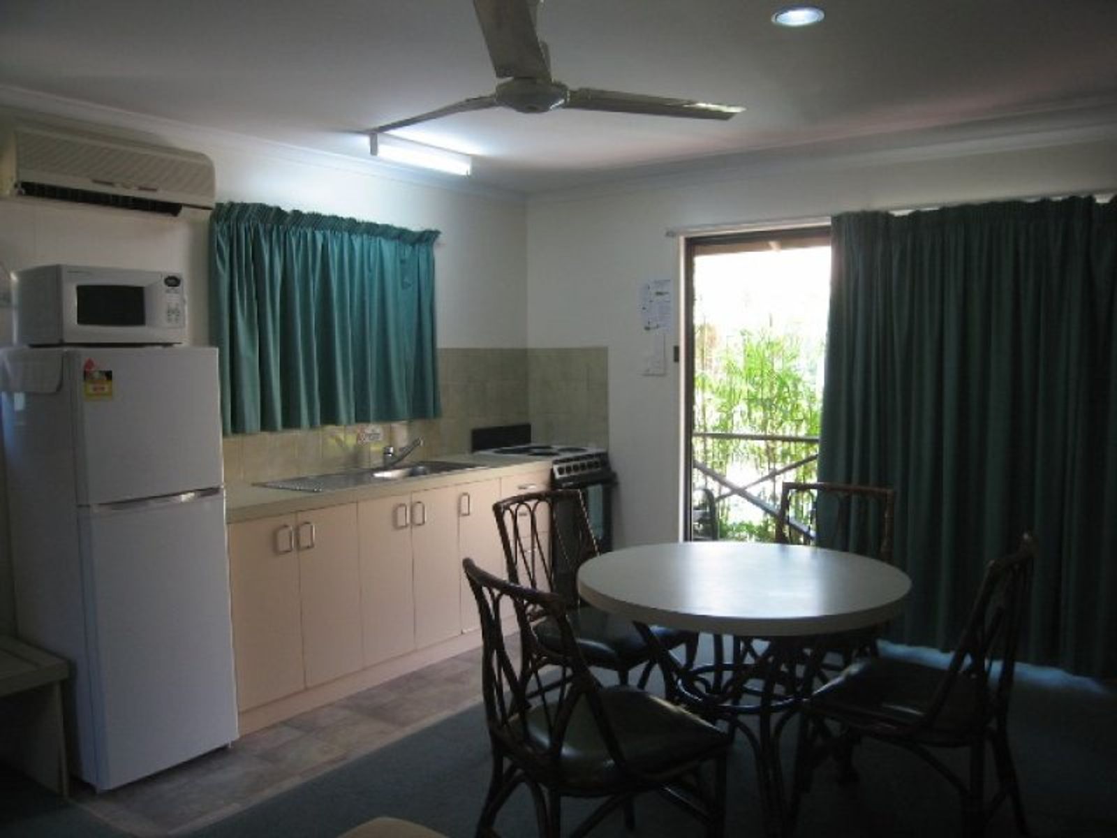 UNIT 34 5 BRIDGE RD, EAST MACKAY QLD 4740, 0 chambres, 0 salles de bain, Unit