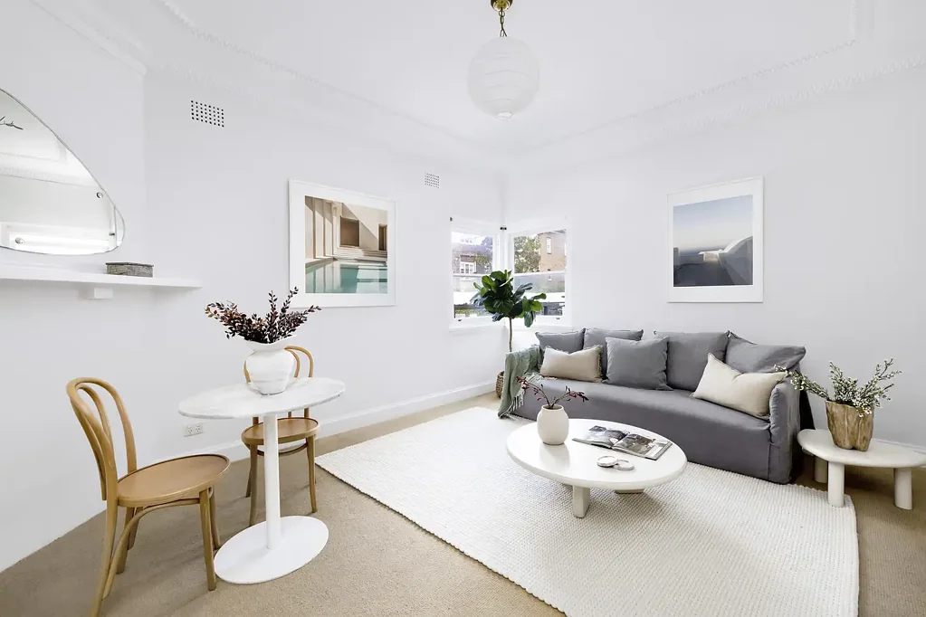 Art Deco lifestyle apartment on the Eastern Hill