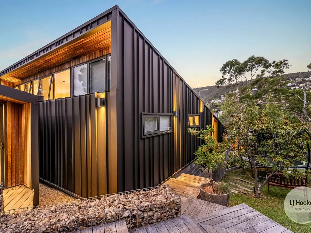 22 Manresa Court, Sandy Bay, TAS 7005