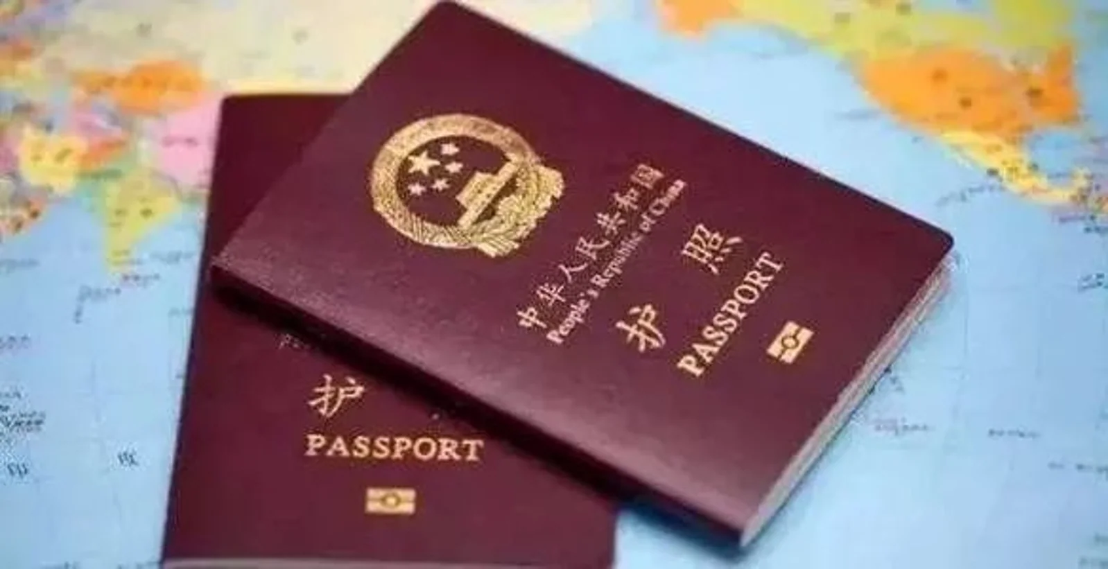 中国大使馆最新利民政策,护照、旅行证收费通通降低!