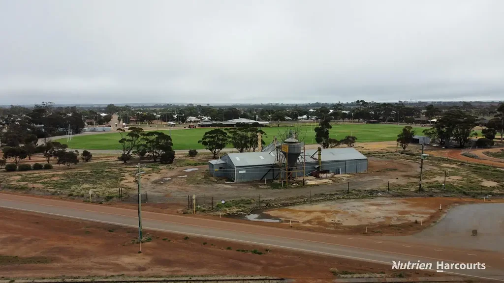 105 Latham Road, Narembeen, WA 6369