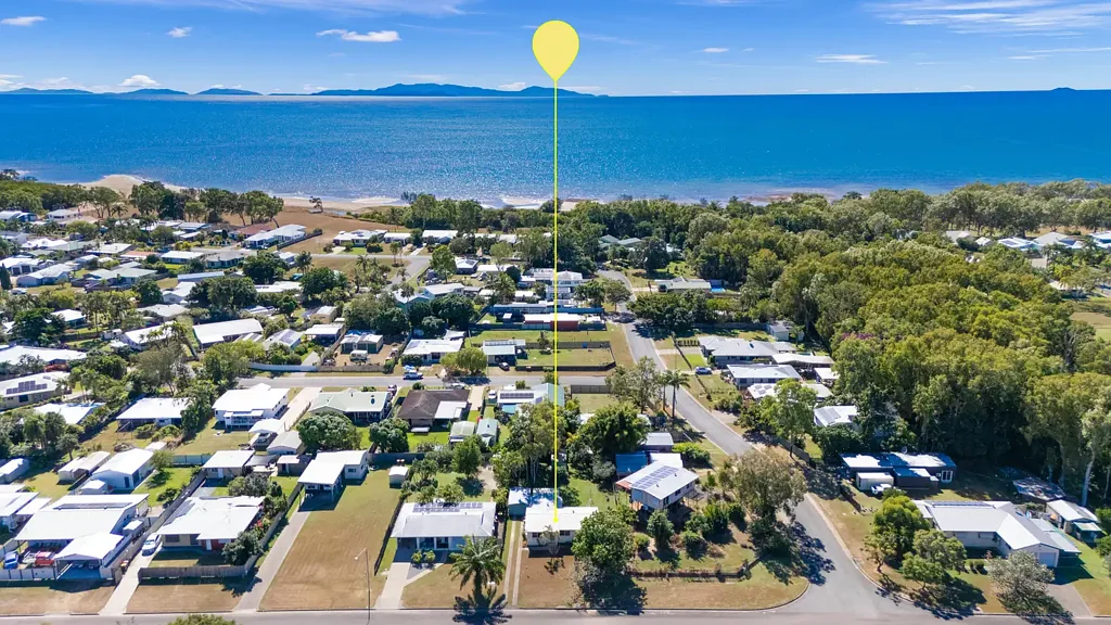 Balgal Beach 3Kwarto Tea for two at the beach house