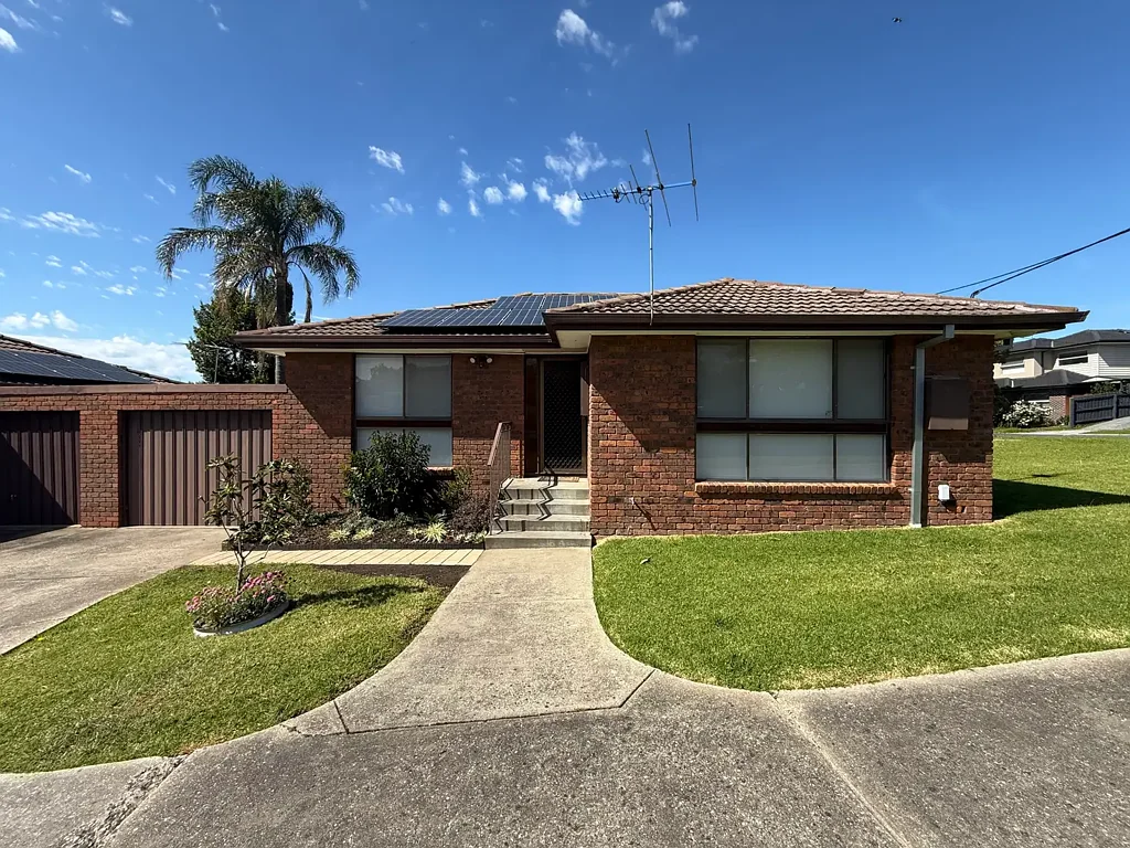 Modern & Convenient! Water Usage Included