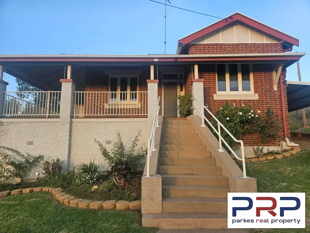 33D Albert Street, Parkes, NSW 2870