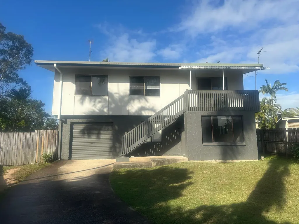 Family Home with Large Rumpus Room & Deck