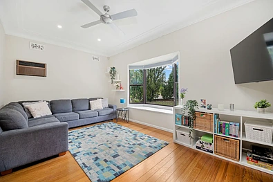 6 Lloyd Street, Blacktown, NSW 2148, 3 Bedrooms, 2 Bathrooms, House