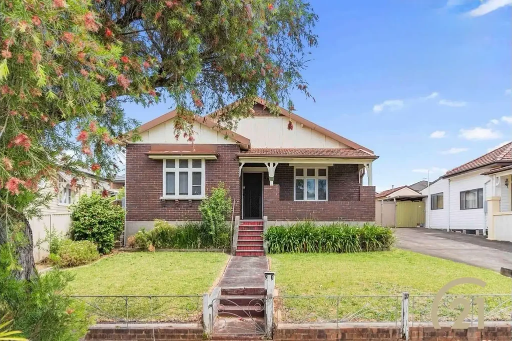 Berala 3chambre Family Home with endless development potential (S.T.C.A)