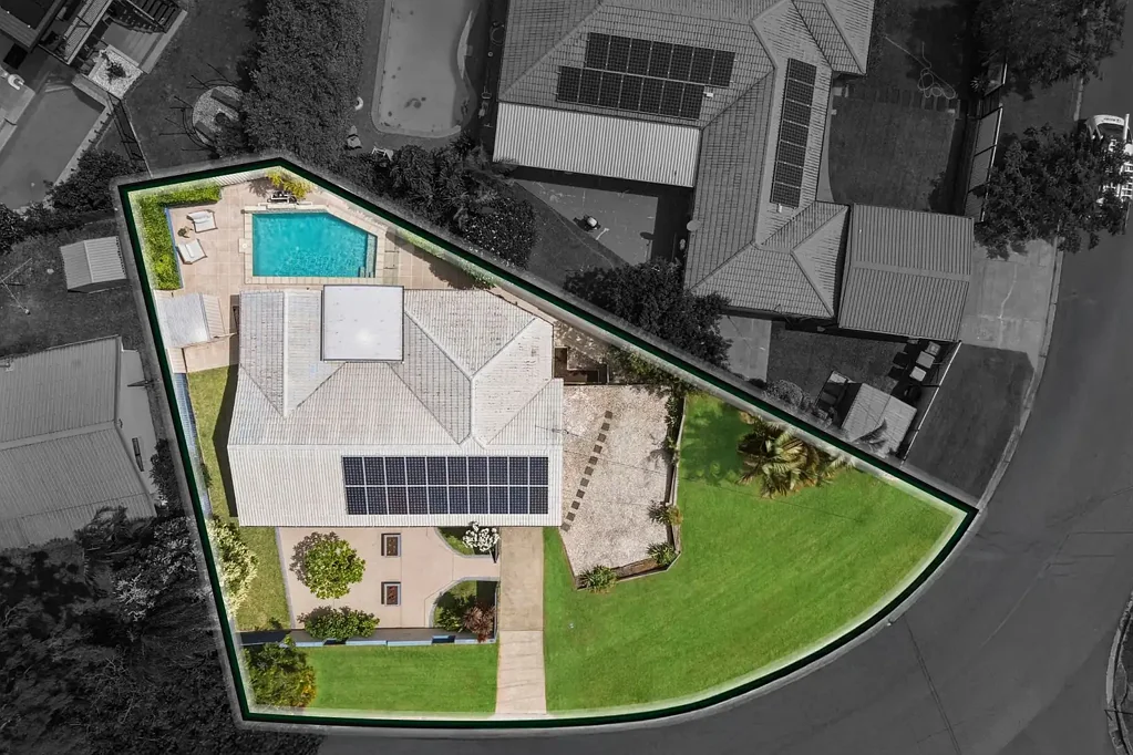 Birkdale 4બેડરૂમ Modern Family Haven with Pool in Birkdale