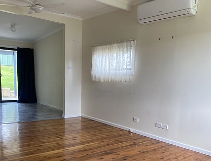 44 John Street, Belmont North, Newcastle, 3 Schlafzimmer, 1 Badezimmer, House
