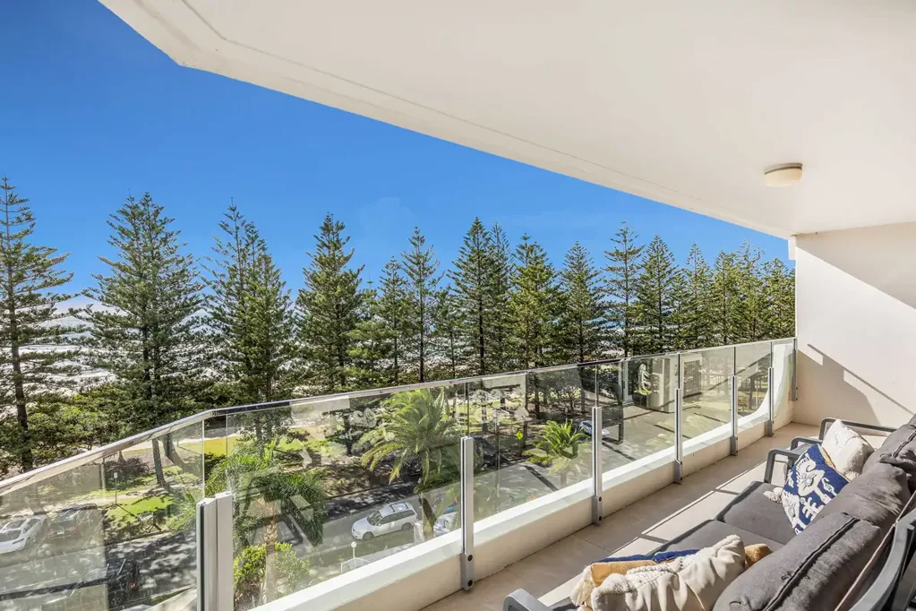 Fully Furnished Beachfront Living