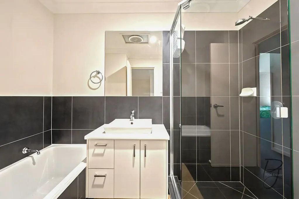 North Lakes 3Zimmer PRIVATE, STYLISH & PERFECTLY POSITIONED IN THE HEART OF NORTH LAKES