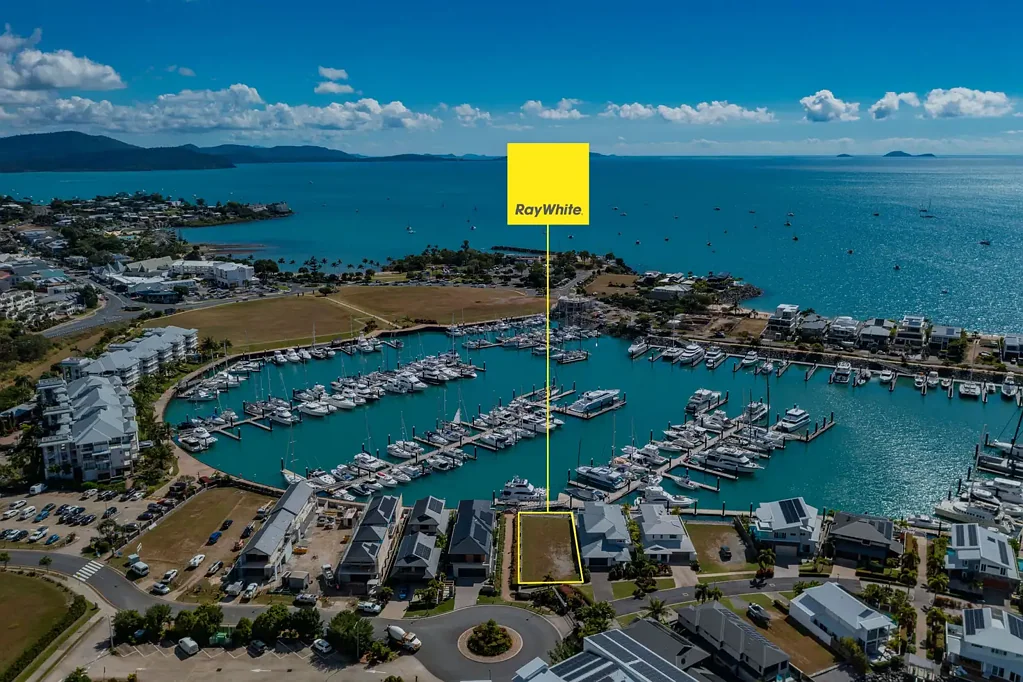 Airlie Beach North Facing Waterfront Gem
