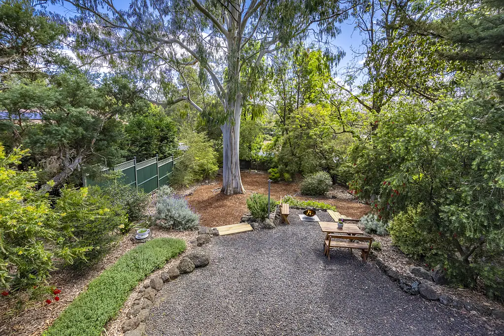 227 Old Eltham Rd, Lower Plenty, VIC 3093
