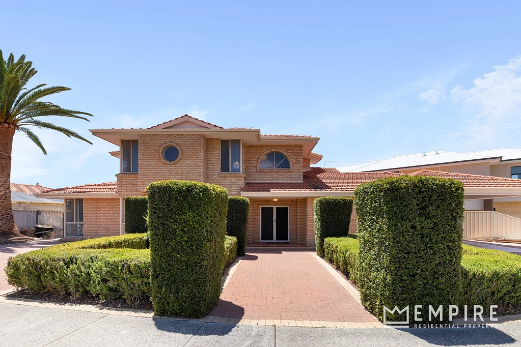 8 Kingston Place, Kardinya, WA 6163