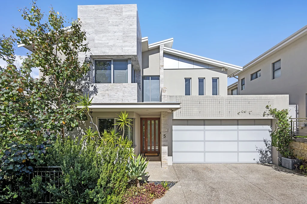 5 Brian Walker Lane, Swanbourne, WA 6010